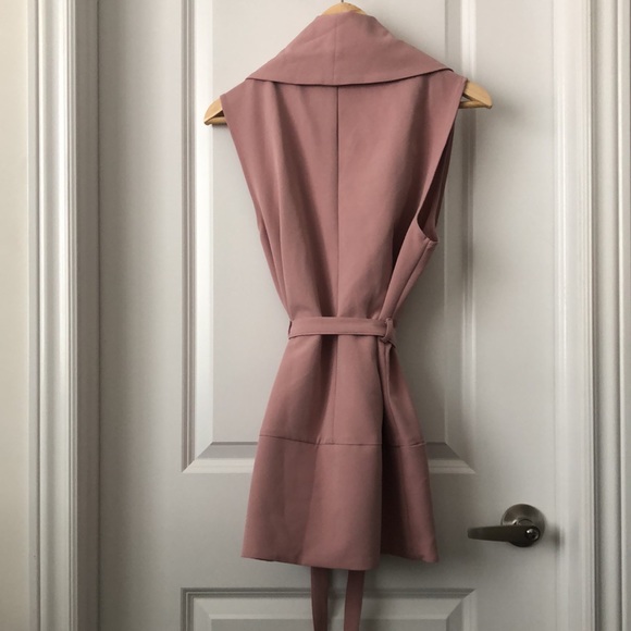 Long light pink vest - Picture 5 of 5